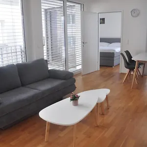 4 Beds And - Contactless Check-in Vídeň